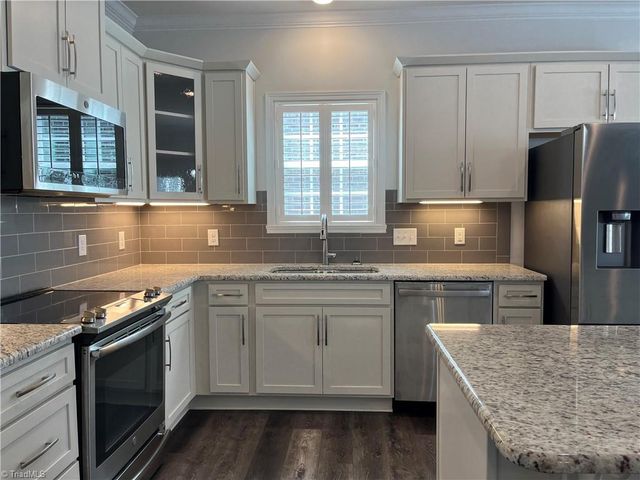 1206 Suzanne Lane, Lexington, NC 27295