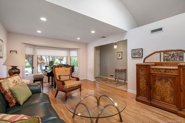 102 Forest Drive, Jericho, NY 11753
