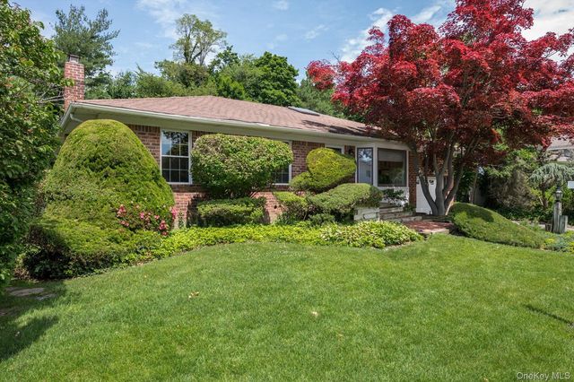 102 Forest Drive, Jericho, NY 11753