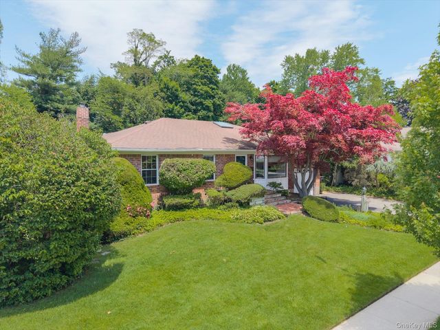 102 Forest Drive, Jericho, NY 11753