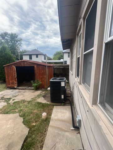 2532 E 7th Street, Tulsa, OK 74104