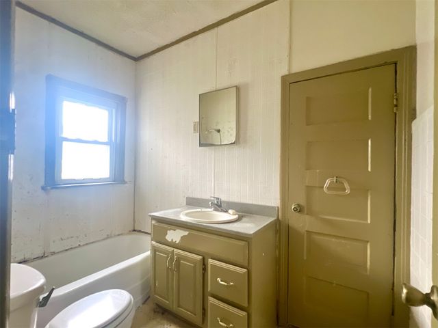 2532 E 7th Street, Tulsa, OK 74104