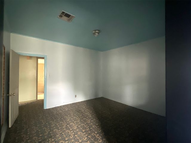 2532 E 7th Street, Tulsa, OK 74104