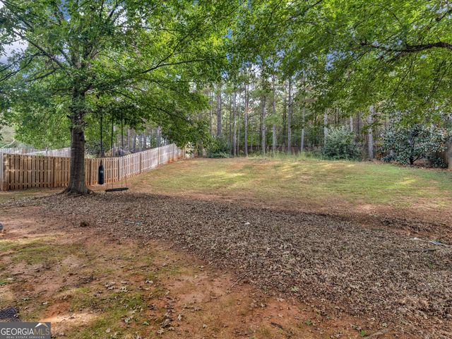 412 Eglington Trail, Locust Grove, GA 30248