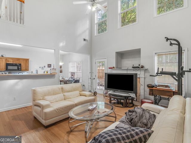 412 Eglington Trail, Locust Grove, GA 30248