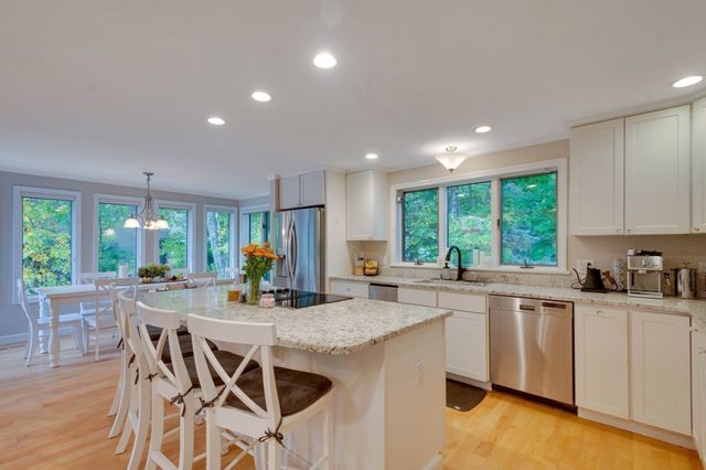30 Surrey Rd, Winchester, MA 01890
