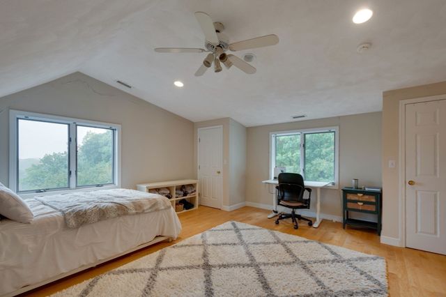 30 Surrey Rd, Winchester, MA 01890