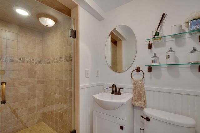 30 Surrey Rd, Winchester, MA 01890