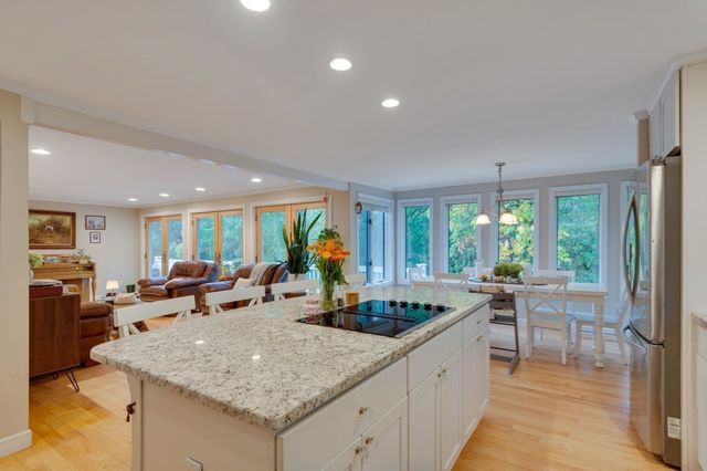 30 Surrey Rd, Winchester, MA 01890