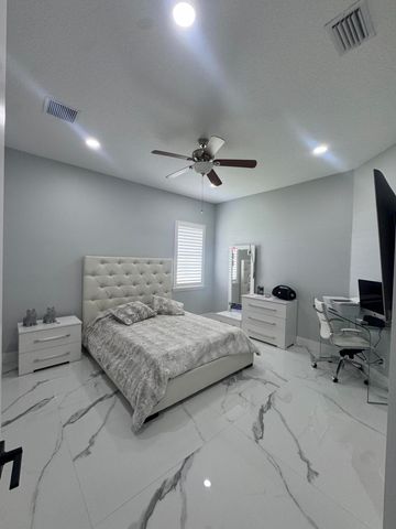 15062 N 73rd St Street N, The Acreage, FL 33470