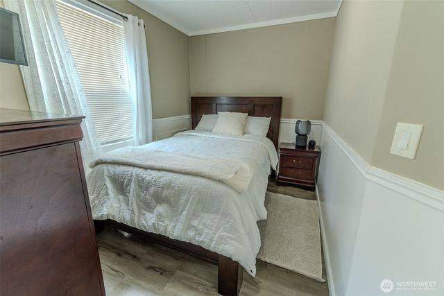 517 E Hazel Avenue, Burlington, WA 98233