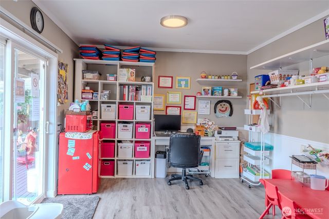 517 E Hazel Avenue, Burlington, WA 98233