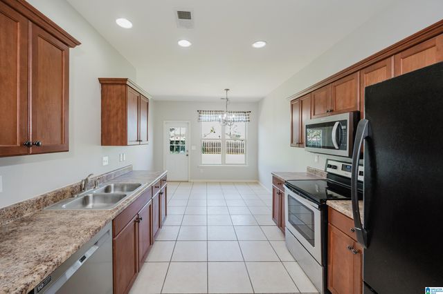 1008 VALHALLA WAY, Calera, AL 35040