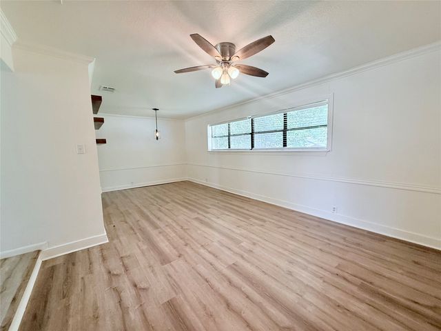 1411 W Shields Drive, Sherman, TX 75092