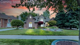 43662 Vintners Place Drive, Sterling Heights, MI 48314