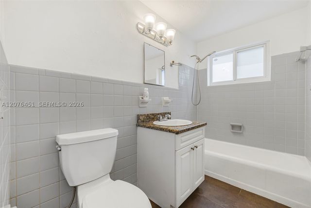 520 NE 82nd Ter 5, Miami, FL 33138