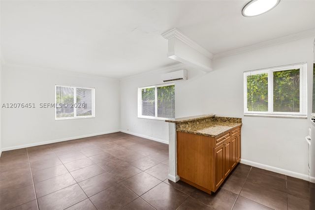 520 NE 82nd Ter 5, Miami, FL 33138