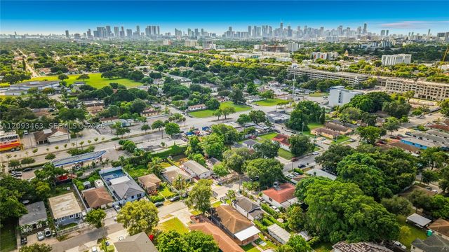 4433 NW 22nd Ct, Miami, FL 33142