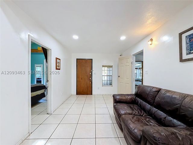 4433 NW 22nd Ct, Miami, FL 33142