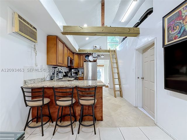 4433 NW 22nd Ct, Miami, FL 33142