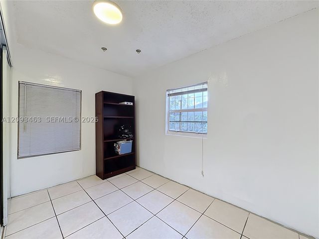 4433 NW 22nd Ct, Miami, FL 33142