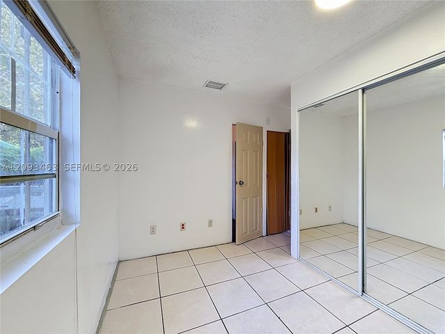 4433 NW 22nd Ct, Miami, FL 33142