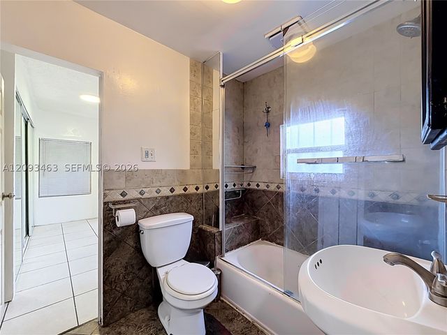 4433 NW 22nd Ct, Miami, FL 33142