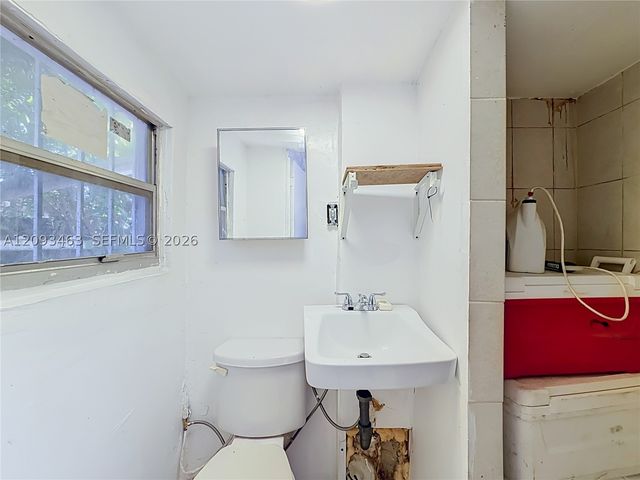4433 NW 22nd Ct, Miami, FL 33142