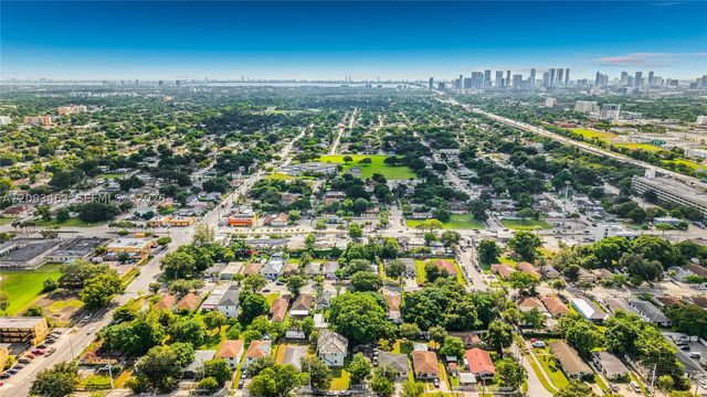 4433 NW 22nd Ct, Miami, FL 33142