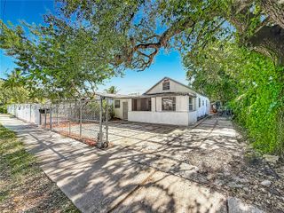 4433 NW 22nd Ct, Miami, FL 33142