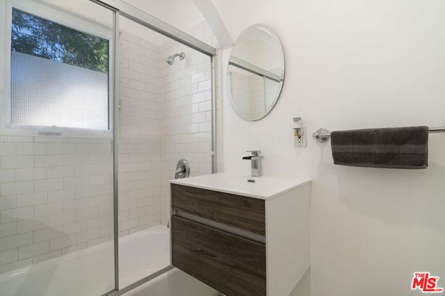 9037 Elevado Street, West Hollywood, CA 90069