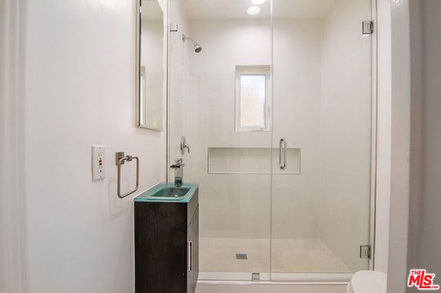 9037 Elevado Street, West Hollywood, CA 90069