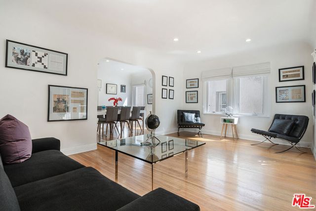 9037 Elevado Street, West Hollywood, CA 90069