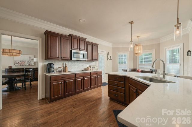2561 Fallbrook Place NW, Concord, NC 28027