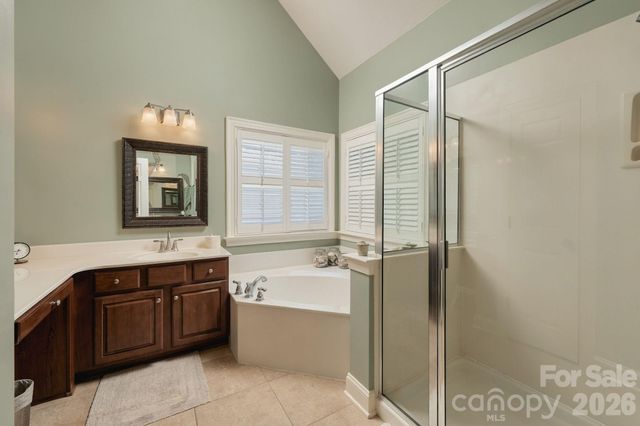 2561 Fallbrook Place NW, Concord, NC 28027