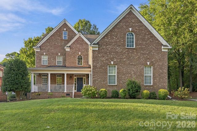 2561 Fallbrook Place NW, Concord, NC 28027