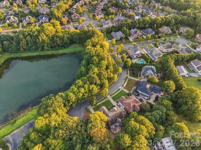 2561 Fallbrook Place NW, Concord, NC 28027
