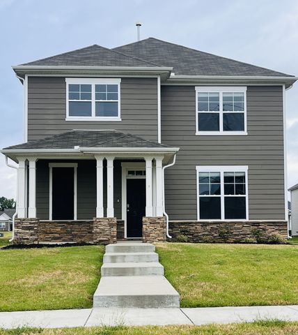 1510 Ashgrove Pl, Lebanon, TN 37087