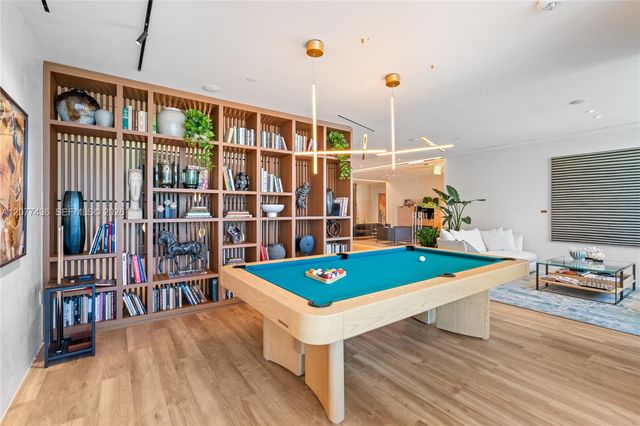 1400 Biscayne Boulevard 4203, Miami, FL 33132