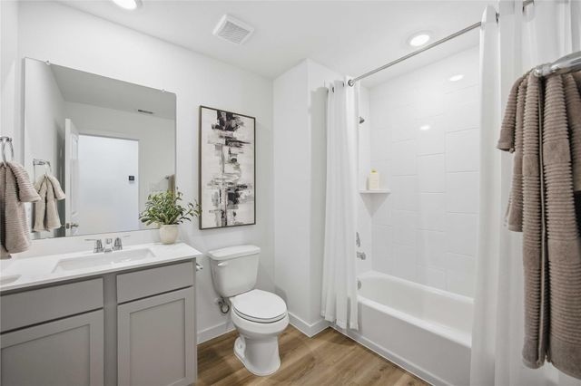 5824 Mansfield Creek Lane, Houston, TX 77091