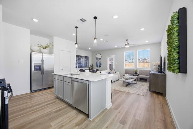 5824 Mansfield Creek Lane, Houston, TX 77091