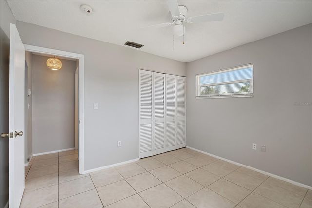 2802 SWIFTON DRIVE V102, Sarasota, FL 34231