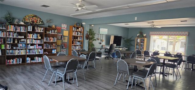 2802 SWIFTON DRIVE V102, Sarasota, FL 34231