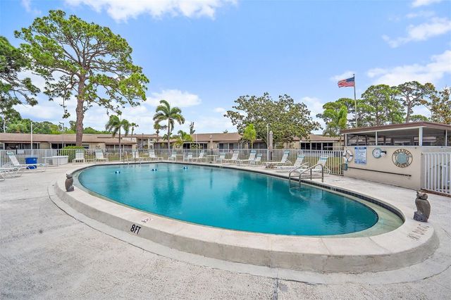 2802 SWIFTON DRIVE V102, Sarasota, FL 34231