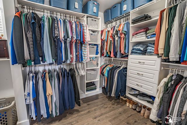 835 Golf Ridge Circle, Dundee, MI 48131