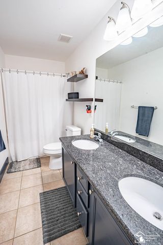 835 Golf Ridge Circle, Dundee, MI 48131