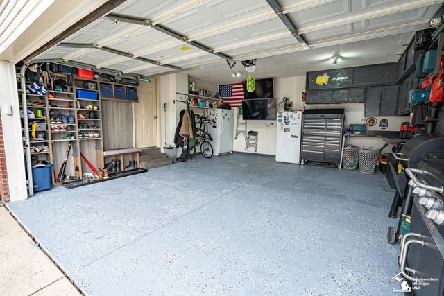 835 Golf Ridge Circle, Dundee, MI 48131