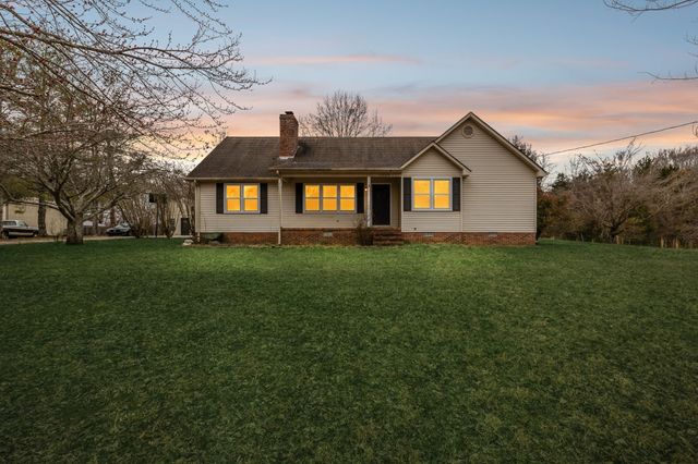 3669 Bluff Springs Rd, Mcminnville, TN 37110