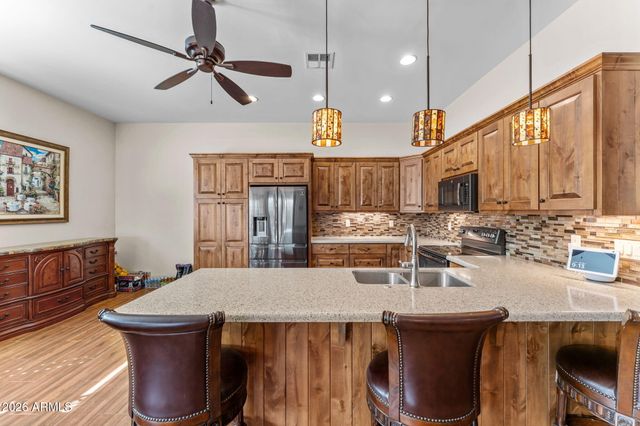 695 N Topeka Circle, Wickenburg, AZ 85390