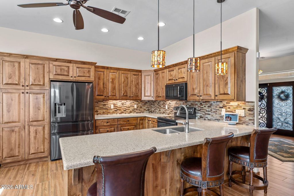 695 N Topeka Circle, Wickenburg, AZ 85390 — photo 5